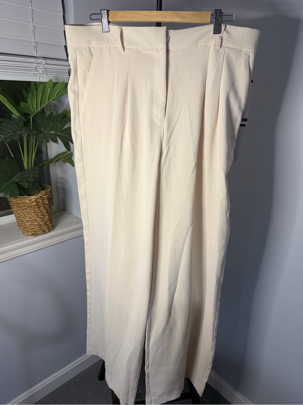 French Connection Cream Wide Leg Pleated Trousers